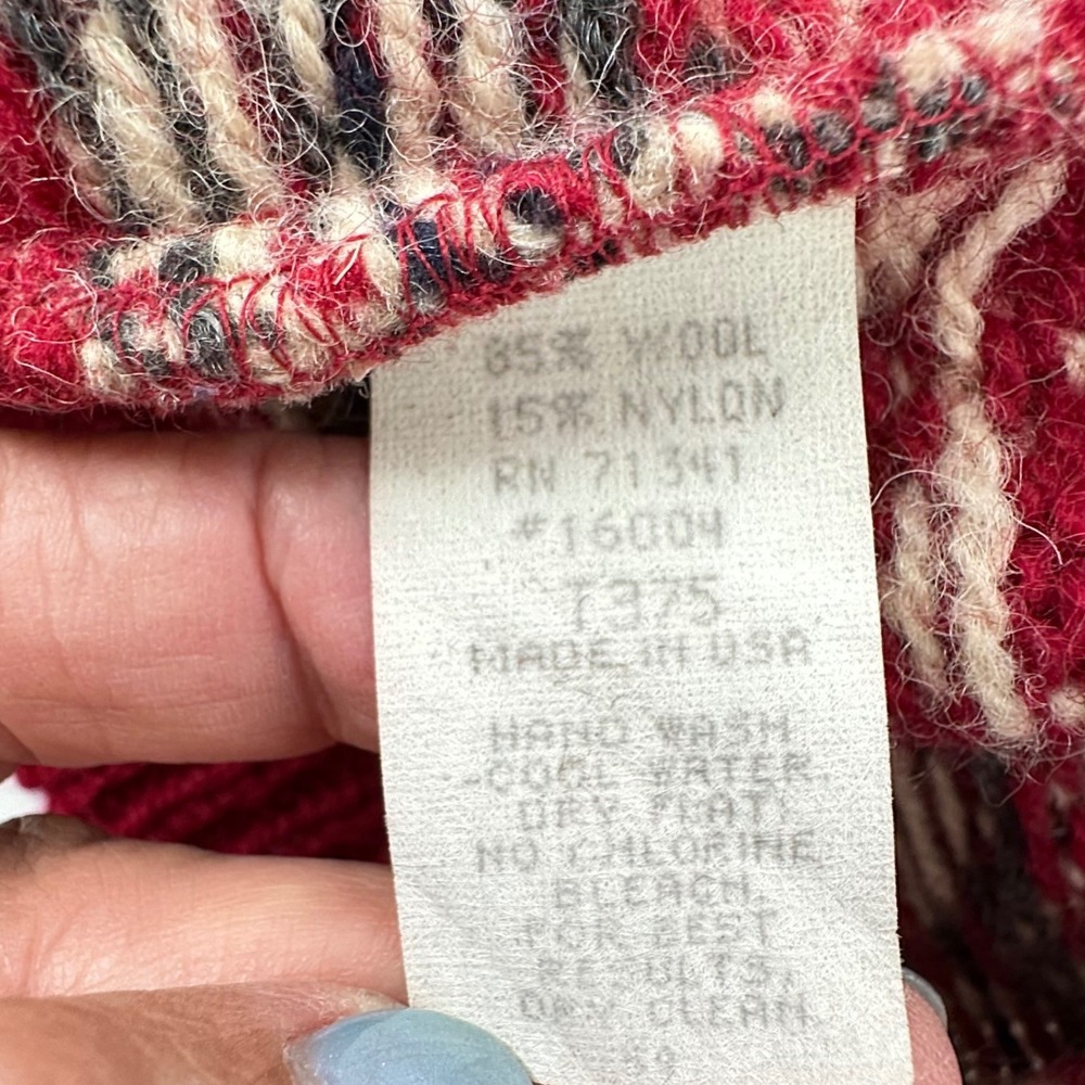VTG L.L. Bean Sweater Vest Fair Isle Nordic Wool Blend Button Front USA Women S - Picture 4 of 7